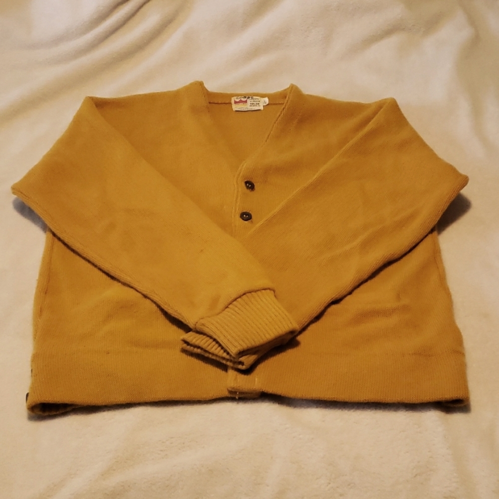 W.T.Grant Co. Cardigan